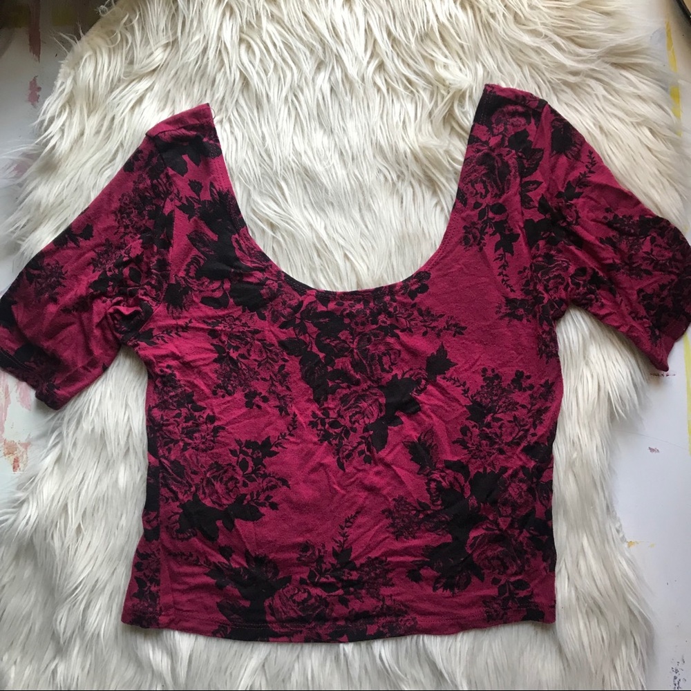 Nollie Floral Crop Top